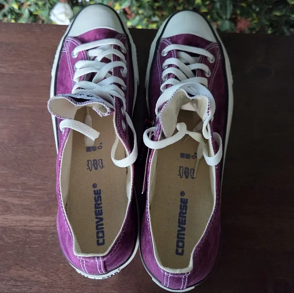 Converse Tie Dye Purple Low Top US Men's Size 11.5 Women's 13.5 EU 46 New in Box - Picture 6 of 12